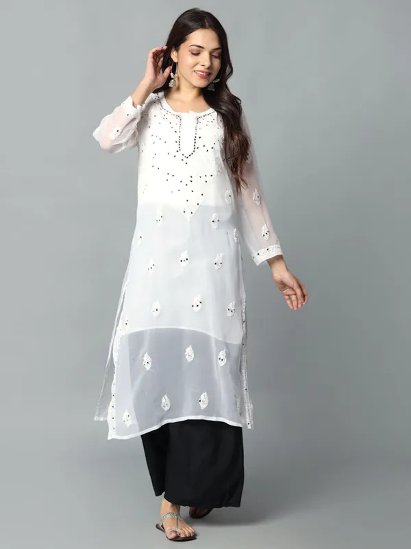 Embroidered_Georgette_Kurti