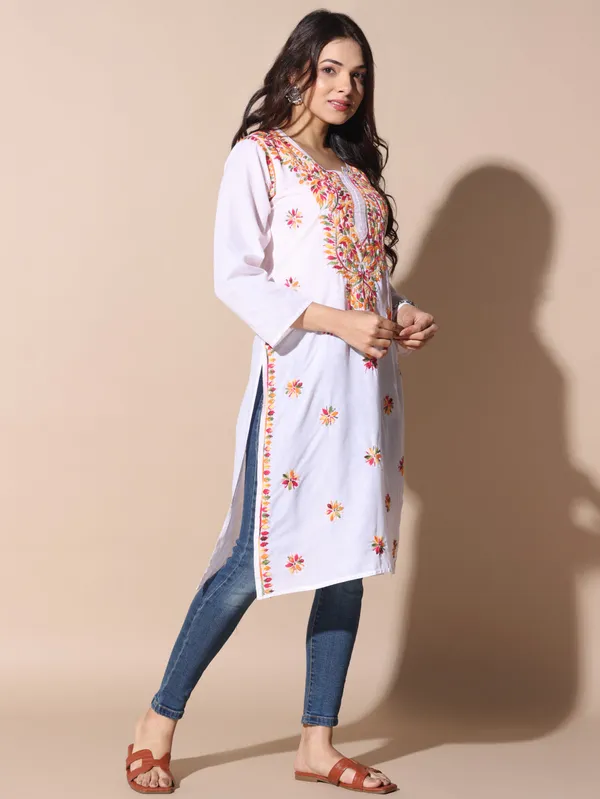 Chikankari_Cotton_Kurti_Female_Cotton