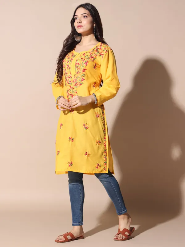 Chikankari_Cotton_Kurti_Female_Cotton