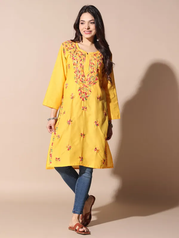 Chikankari_Cotton_Kurti_Female_Cotton