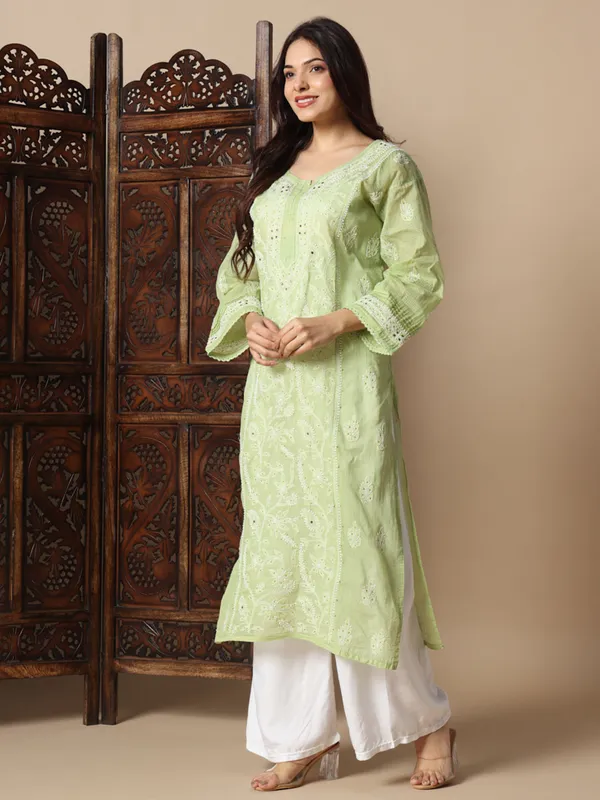 Premium_Hand_Embroidered_Kota_Doria_Chikankari_Kurti_38_Premium_Soft_Rayon