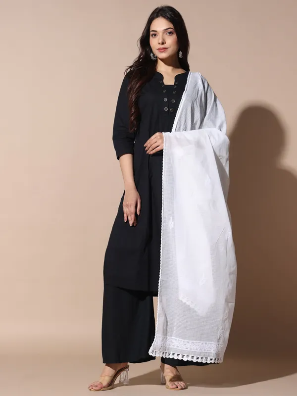 Kota_Doriya_Dupatta_White_Soft_Kota_Doriya_Dupatta