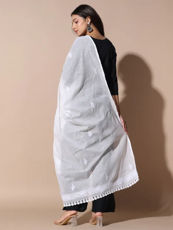 Kota_Doriya_Dupatta_White_Soft_Kota_Doriya_Dupatta