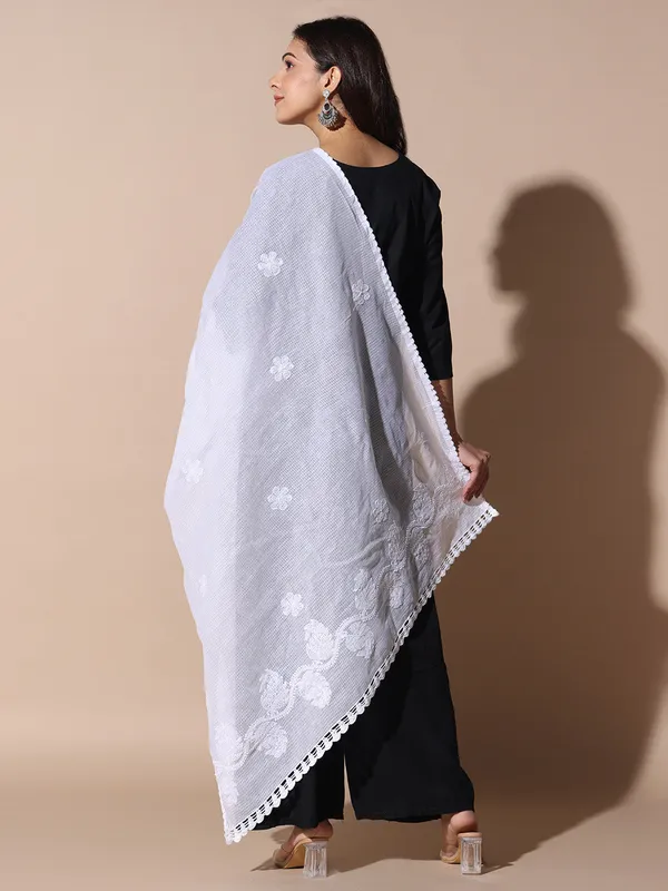 Kota_Doriya_Dupatta_White_Soft_Kota_Doriya_Dupatta