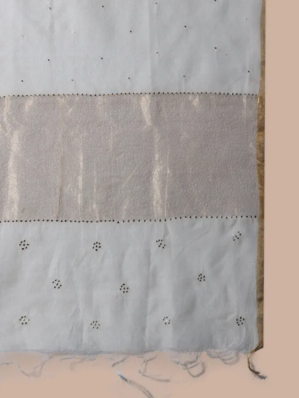 Soft_Mulchanderi_Silk_Dupatta_With_Fine_Chikan_Mukaish_Golden_Taar_Hand_Embroidery_White_Chanderi_Dupatta