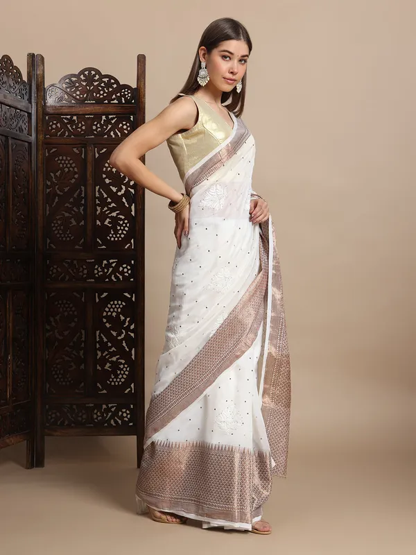 Maheshwari_Silk_Saree_Beigh_Pure_Chanderi_Silk