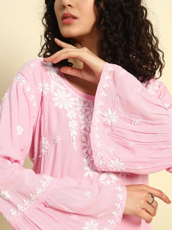Chikan_Embroidered_Modal_Kurta_Gharara_Set_Baby_Pink