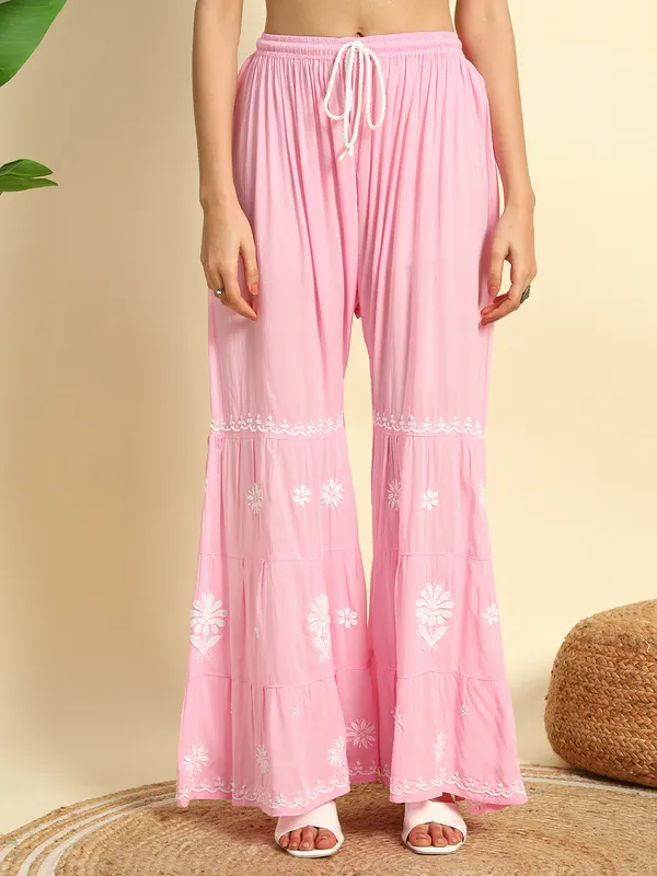 Chikan_Embroidered_Modal_Kurta_Gharara_Set_Baby_Pink