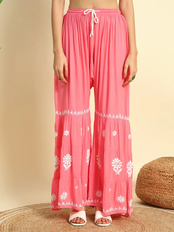 Chikan_Embroidered_Modal_Kurta_Gharara_Set_Peach