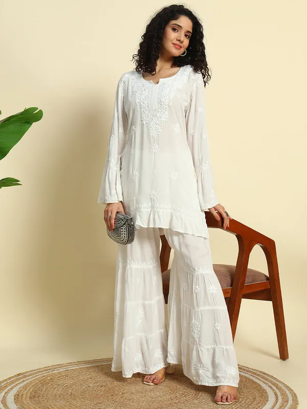 Chikan_Embroidered_Modal_Kurta_Gharara_Set_White