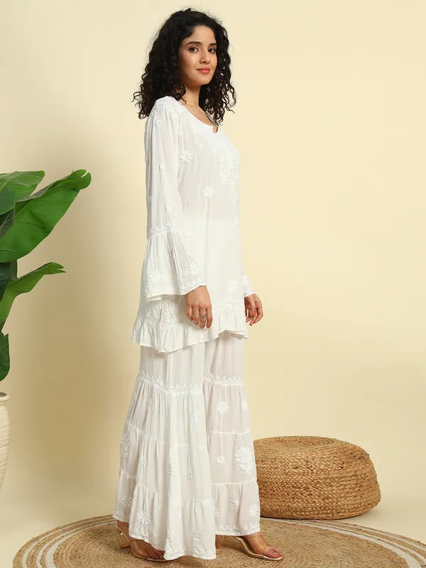 Chikan_Embroidered_Modal_Kurta_Gharara_Set_White