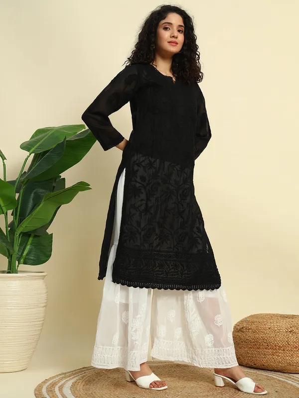 Chikankari_Cotton_Kurti_Black
