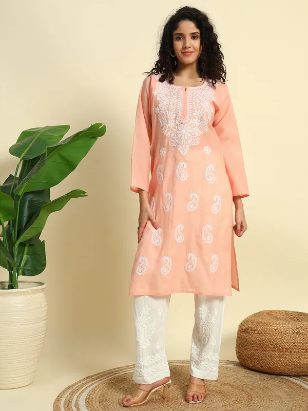 Kurti_For_Womens_Peach_Straight_Kurti