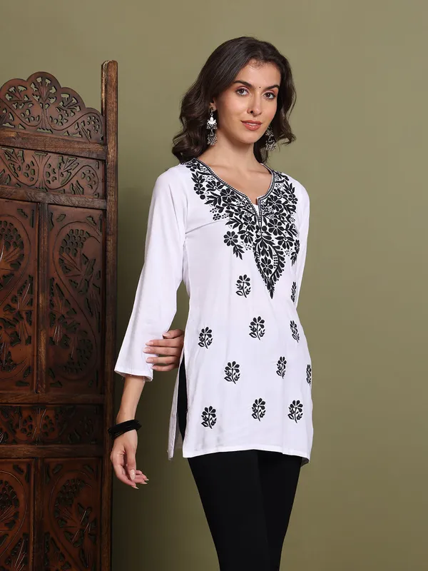 Rayon_Kurtis_For_Summer_White