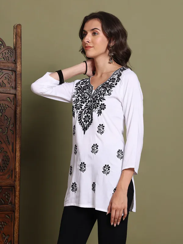 Rayon_Kurtis_For_Summer_White