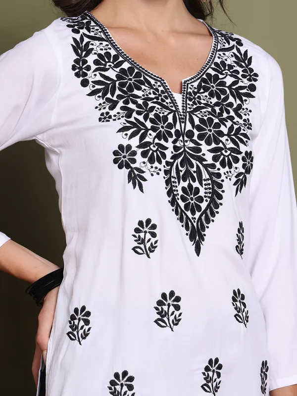 Rayon_Kurtis_For_Summer_White