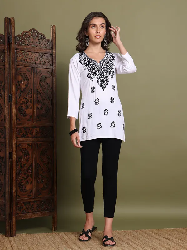 Rayon_Kurtis_For_Summer_White