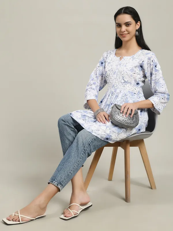 Short_Chikankari_Kurti_For_Womens_Powder_Blue