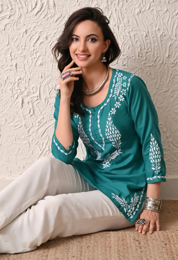 Women_Hand_Embroidered_Lucknowi_Chikankari_Cotton_Straight_Short_Top_Rama_Green_Rama_Green