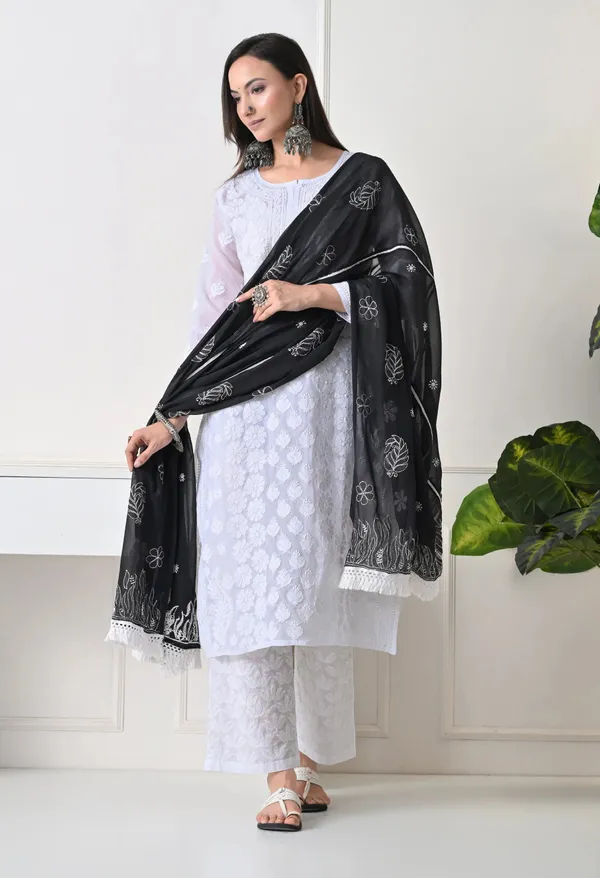 Black_Soft_Georgette_Chikankari_Hand_Embroidered_Dupatta_For_Women_Black_Machine_Washable
