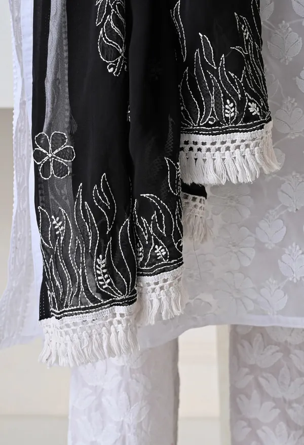 Black_Soft_Georgette_Chikankari_Hand_Embroidered_Dupatta_For_Women_Black_Machine_Washable