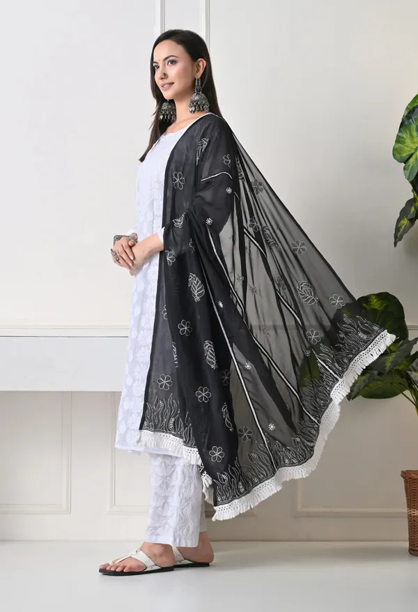 Black_Soft_Georgette_Chikankari_Hand_Embroidered_Dupatta_For_Women_Black_Machine_Washable