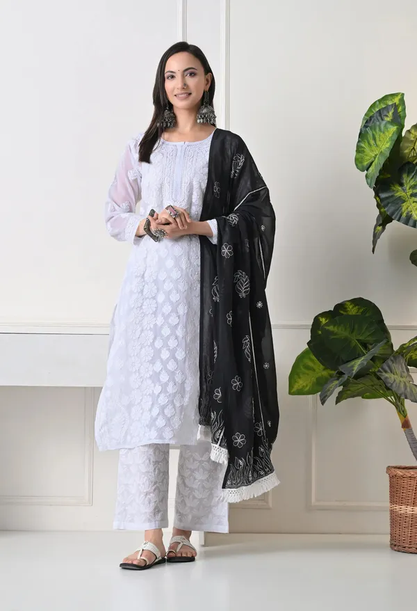 Black_Soft_Georgette_Chikankari_Hand_Embroidered_Dupatta_For_Women_Black_Machine_Washable