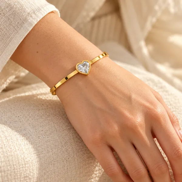 Gold-Toned_Heart_Stone_Bangle_Bracelet_for_Women