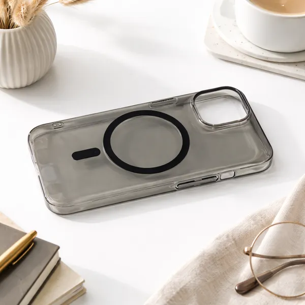 Transparent_MagSafe_Magnetic_Phone_Case
