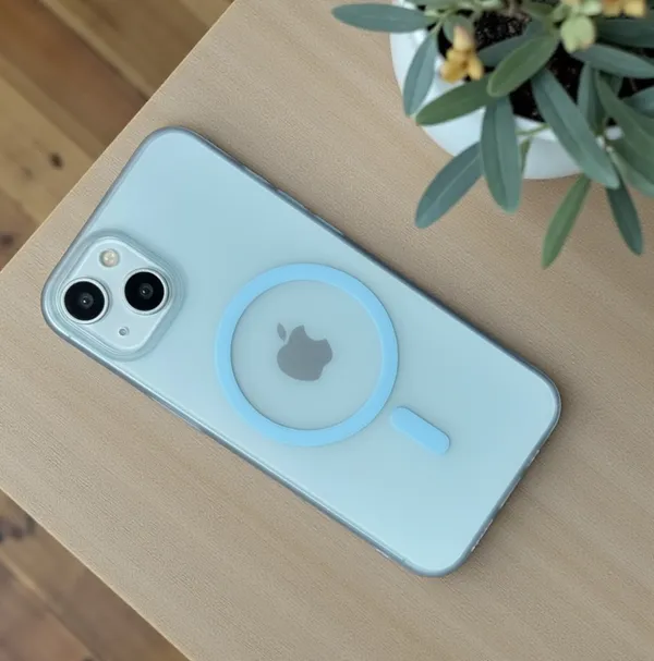 Transparent_Magnetic_Phone_Case_for_iPhone