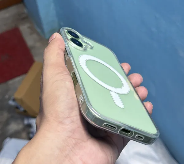 Clear_MagSafe_Magnetic_Ring_Phone_Case