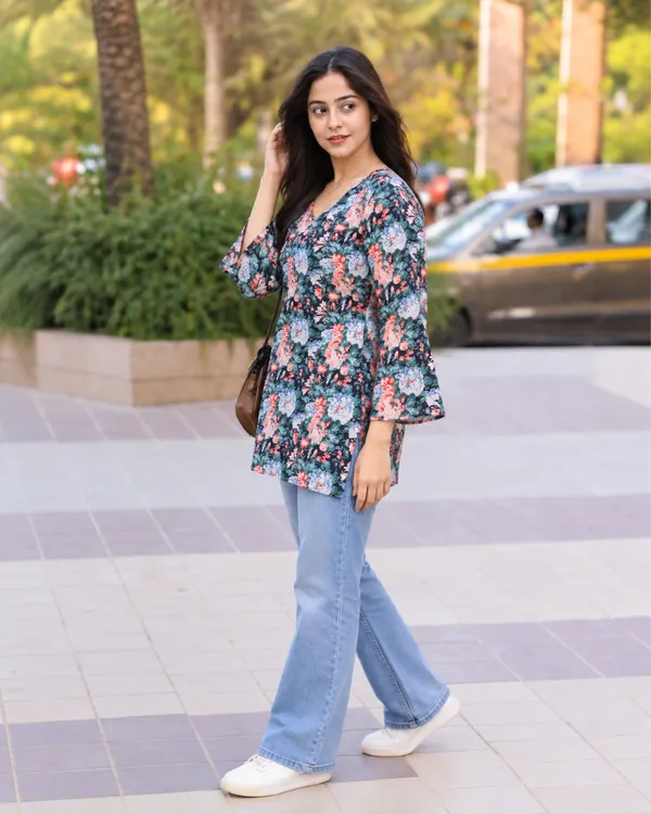 Astrid_Bell_Sleeve_Tunic_Top
