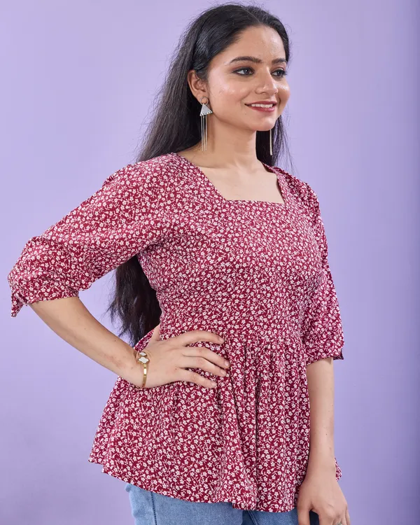 Scarlet_Ditsy_Peplum_Top