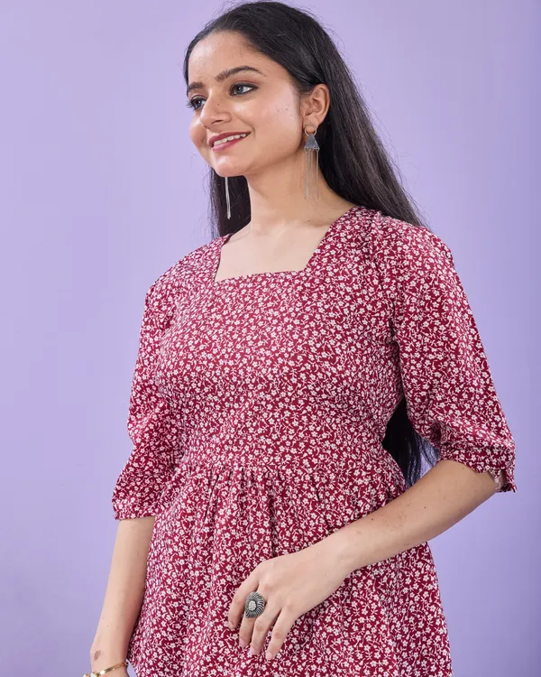 Scarlet_Ditsy_Peplum_Top