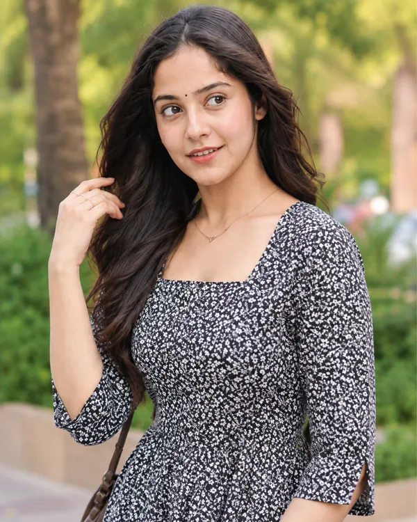 Meadow_Ditsy_Peplum_Top