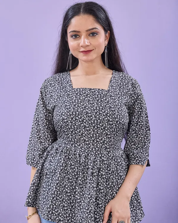Meadow_Ditsy_Peplum_Top