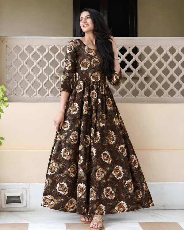 Mochaccino_Rosette_Flared_Gown
