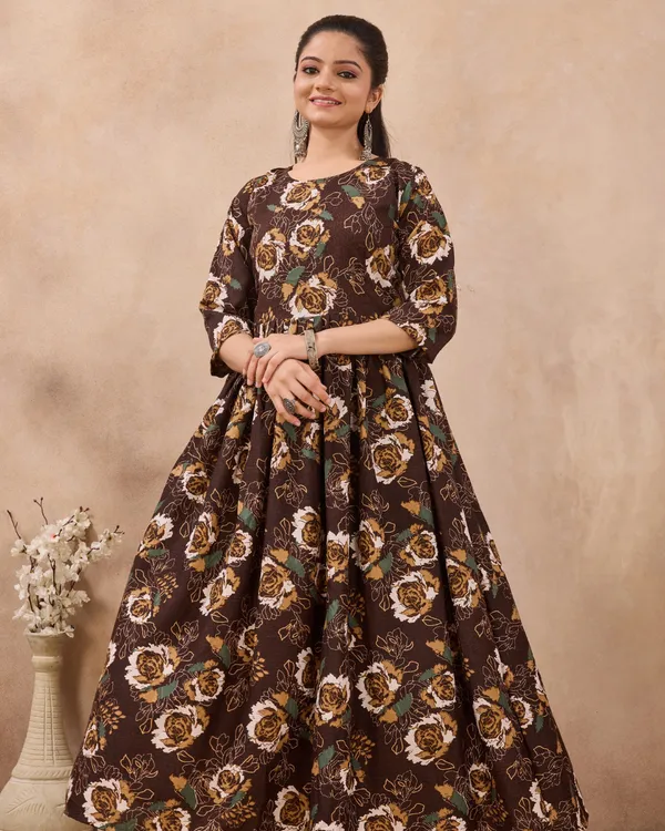 Mochaccino_Rosette_Flared_Gown