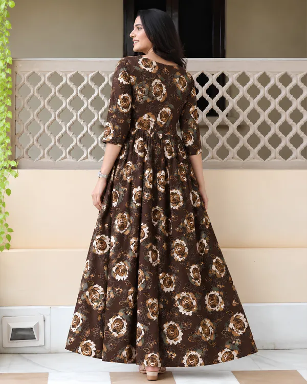 Mochaccino_Rosette_Flared_Gown