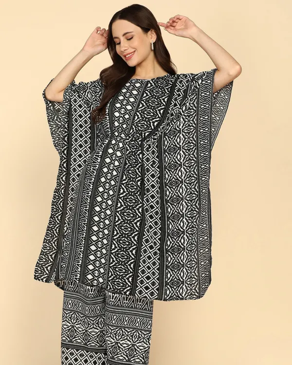 Tribal_Matrix_Kaftan_Set