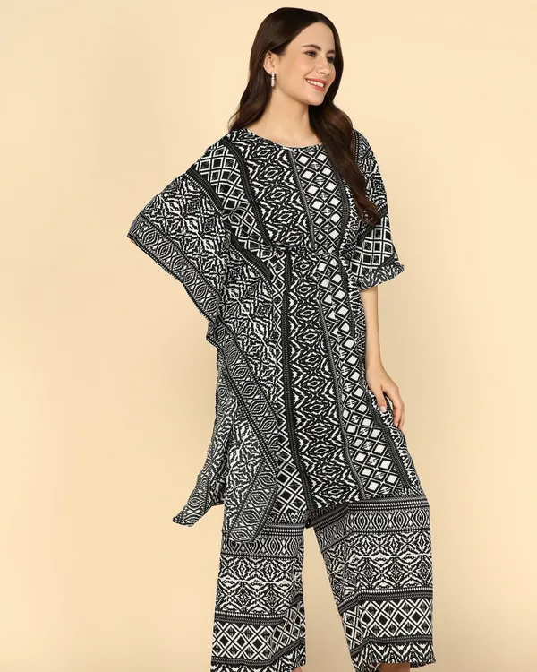 Tribal_Matrix_Kaftan_Set