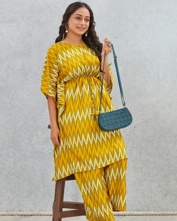 Solar_Chevron_Kaftan_Set