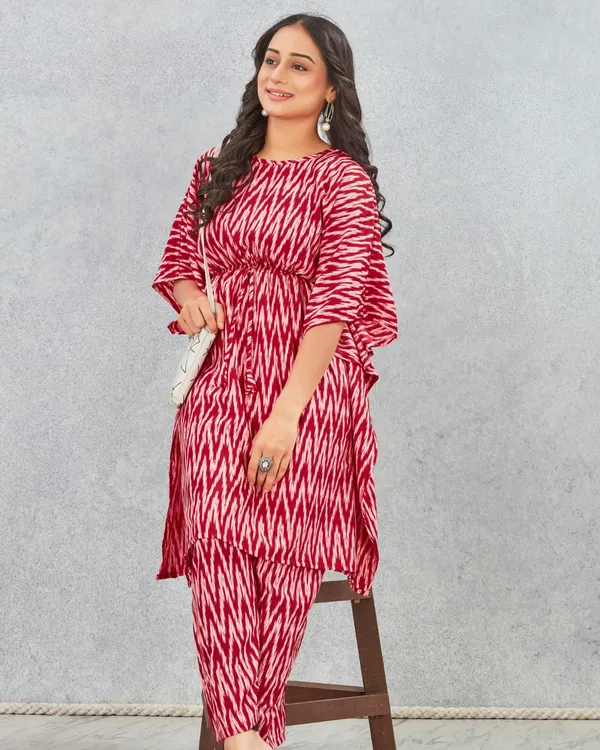 Crimson_Rhythm_Kaftan_Set