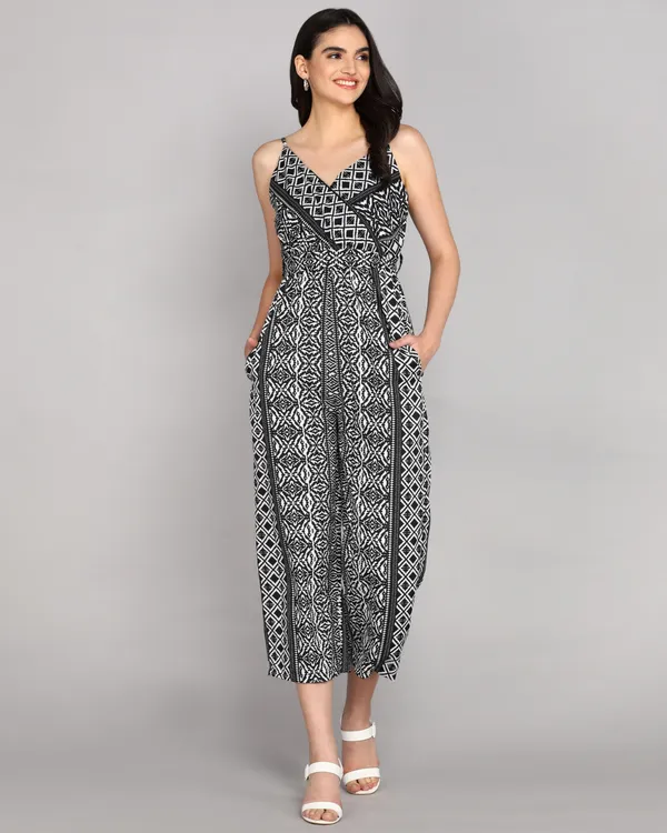 Monochrome_Lattice_Flared_Jumpsuit