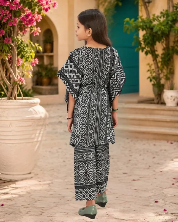 Monochrome_Lattice_Kaftan_Palazzo_Set_for_girls
