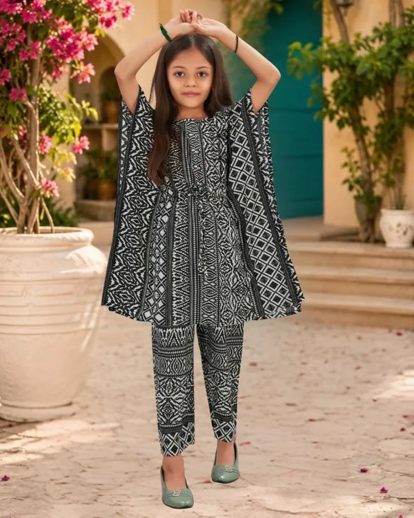 Monochrome_Lattice_Kaftan_Palazzo_Set_for_girls