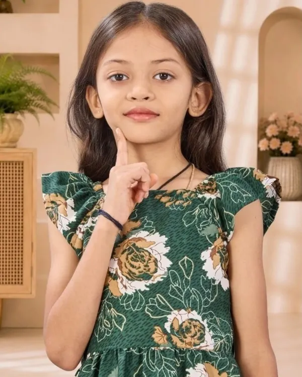 Verdant_Rose_Tiered_Frock
