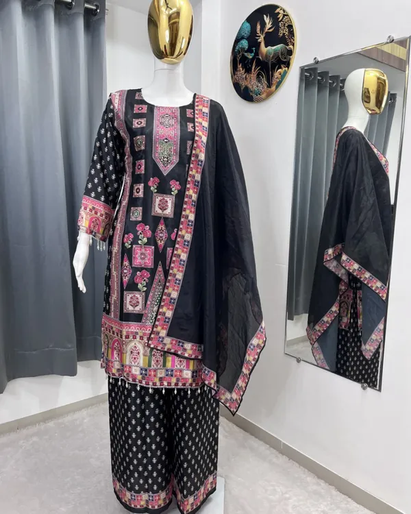 Onyx_Black_Digital_Print_Chinon_Silk_Kurta_Palazzo_Set