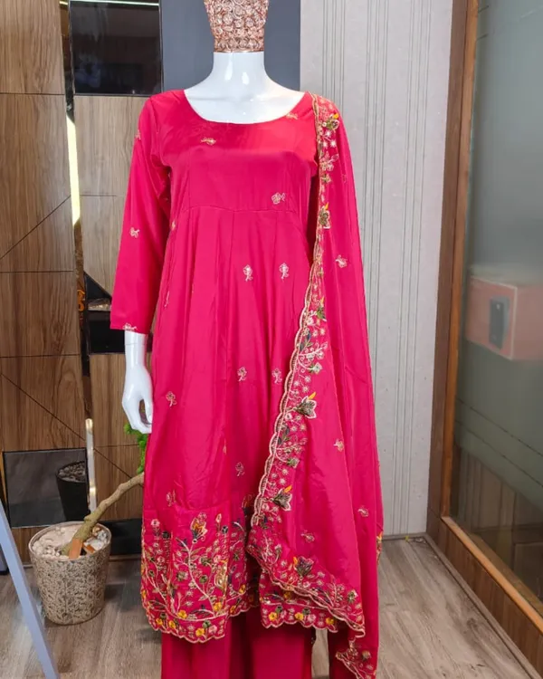 Ruby_Red_Floral_Motif_Embroidered_French_Crepe_Anarkali_Set