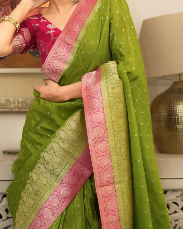 Olive_Magenta_Lichi_Silk_Saree_Default_Title